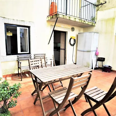 Rh Graca Terrace